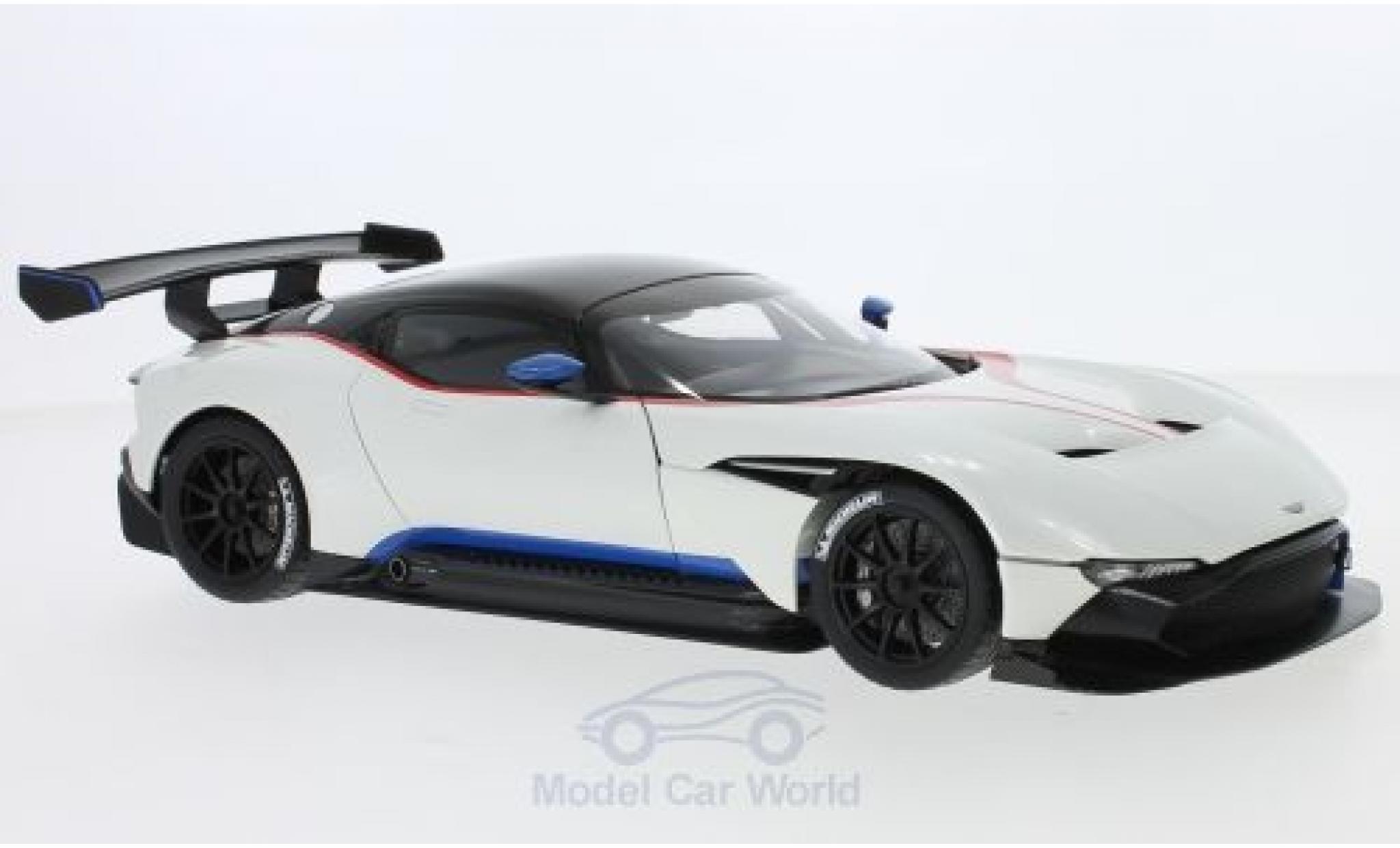 Aston Martin Vulcan 1/18 AUTOart blanco/carbon 2015 coche miniatura