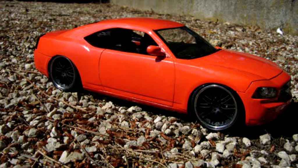 Dodge Charger Daytona 1/18 Welly Daytona daytona coupe west coast customs sema 2005 coche miniatura