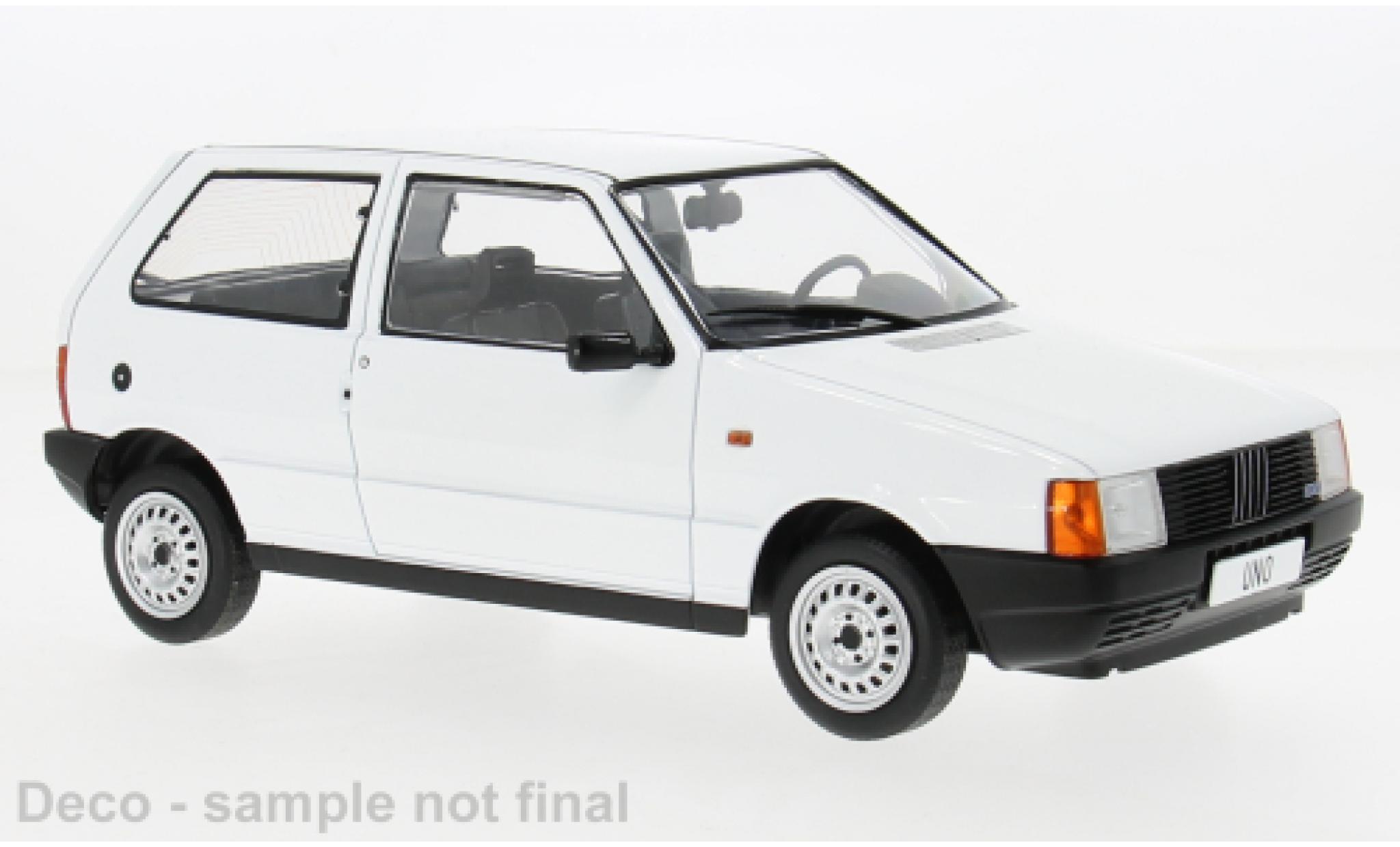 Fiat Uno 1/18 MCG weiss 1984 1:18 coche miniatura