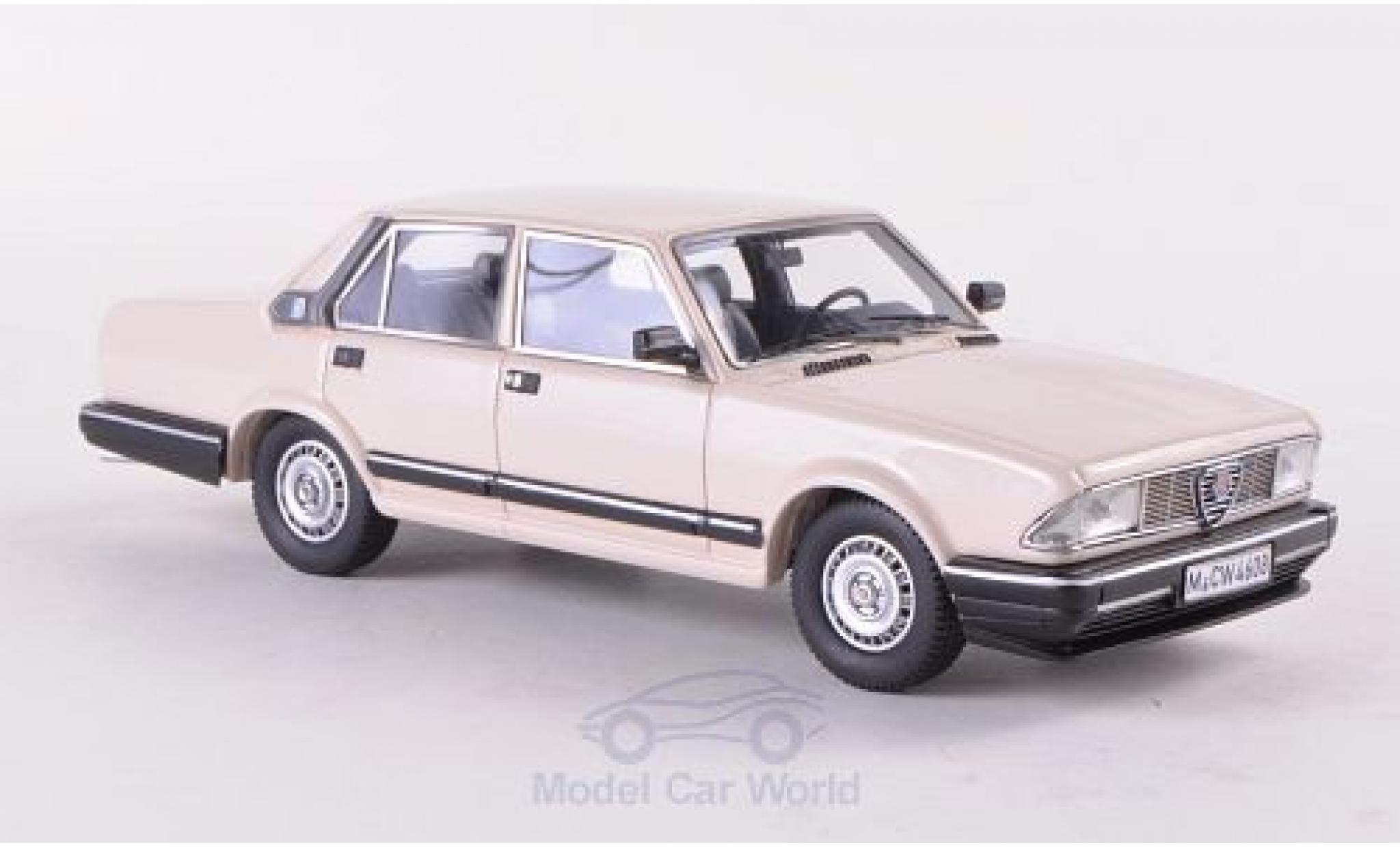 Alfa Romeo Alfa 6 1/43 Neo 2500i beige 1985 coche miniatura