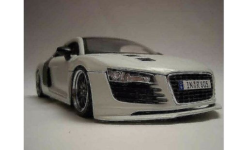 Audi R8 4.2 fsi 1/18 Maisto . tuning carb&white jantes gmp coche miniatura