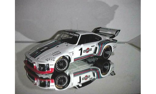 Porsche 935 1976 1/18 Exoto turbo #1 martini racing coche miniatura