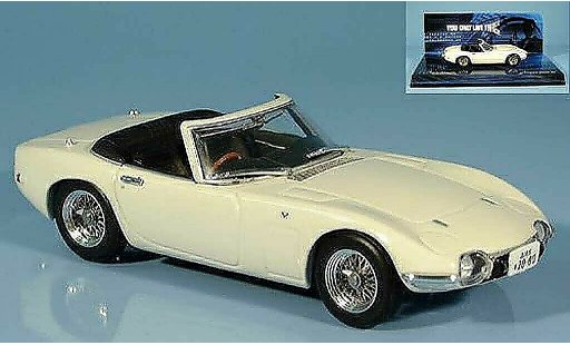 Toyota 2000 GT James Bond 1/43 Minichamps 007 coche miniatura