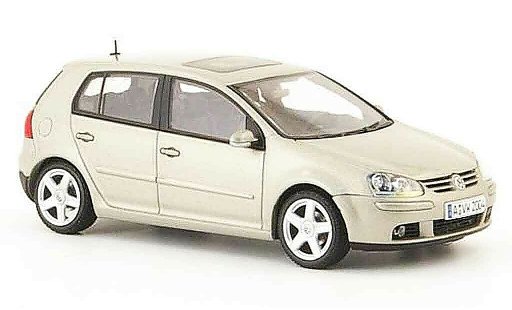 Volkswagen Golf Base 1/43 Autoart beige 5 portes 2003 coche miniatura