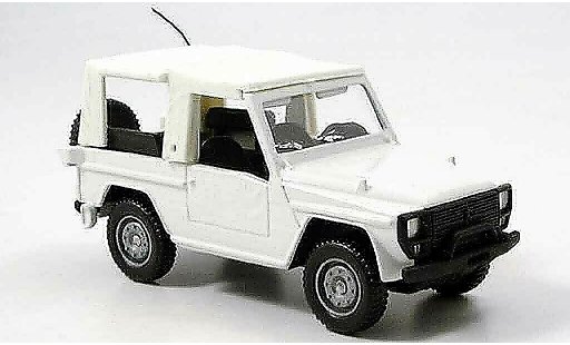 Peugeot P4 Base 1/43 Solido gelandewagen blanco 1981 coche miniatura