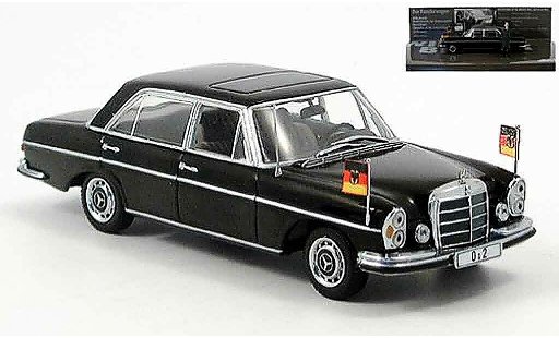 Mercedes 300 6.3 1/43 Minichamps (W109) Bundeskanzler Willy Brandt 1970 coche miniatura