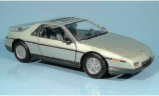 Pontiac Fiero GT 1/18 Yat Ming gris 1985 coche miniatura