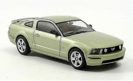 Ford Mustang GT 1/43 Autoart verde coche miniatura