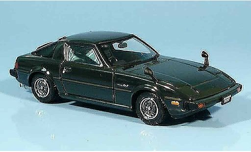 Mazda RX7 1982 1/43 Ebbro Savana GT verde coche miniatura