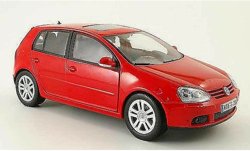 Volkswagen Golf Base 1/18 Burago rojo 2003 5 portes coche miniatura