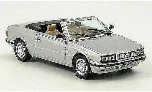 Maserati Biturbo Spyder 1/43 IXO gris 1985 coche miniatura