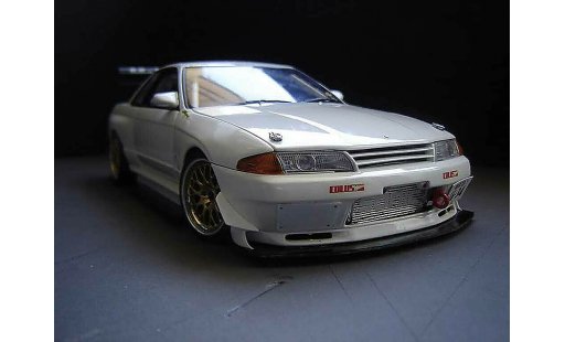 Nissan Skyline R32 1/18 Kyosho Time attack blanco coche miniatura