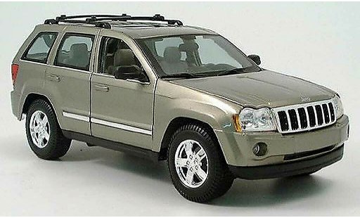 Jeep Grand Cherokee Base 1/18 Maisto beige 2005 coche miniatura