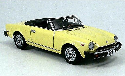 Fiat 124 Sport Spider 1/18 Autoart cs amer. version 1980 coche miniatura