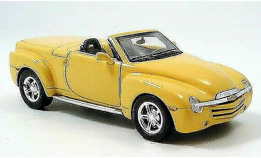 Chevrolet SSR pickup 1/43 Spark amarillo 2005 coche miniatura