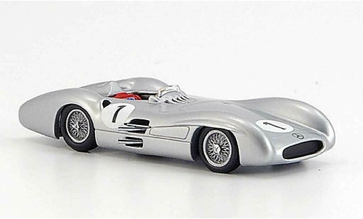 Mercedes W 196 Base 1/43 Minichamps Fangio GP Gran Breta&Atilde;&plusmn;a 1954 coche miniatura
