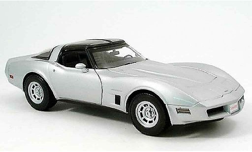 Chevrolet Corvette Coupe 1/18 Welly C3 gris 1982 coche miniatura
