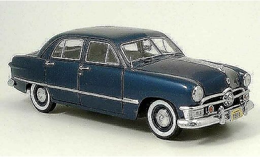 Ford Custom Sedan 1/18 Precision 4-portes azul coche miniatura