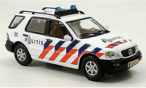Mercedes Classe M Base 1/43 IXO police Holland 2003 coche miniatura