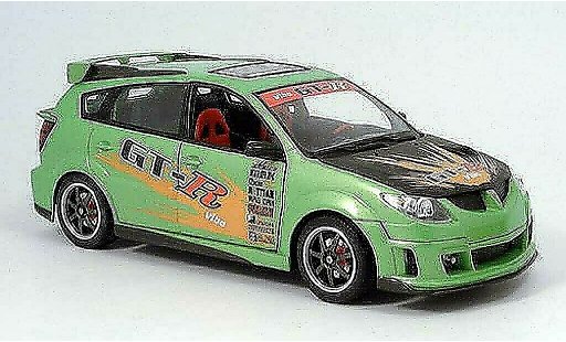 Pontiac Vibe Base 1/18 Yat Ming tuner verde 2003 coche miniatura