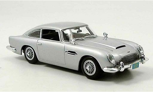 Aston Martin DB5 james bond 1/43 Minichamps casino royal coche miniatura