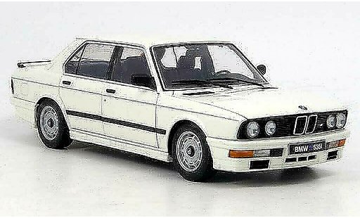 Bmw M5 berline 1/18 Autoart E28 535i blanco 1985 coche miniatura