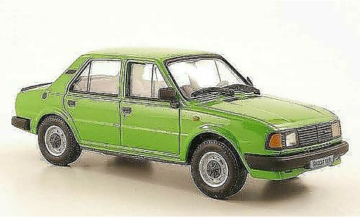 Skoda 120 Base 1/43 Abrex L verde 1986 coche miniatura