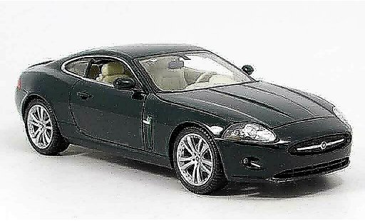 Jaguar XK coupe 1/18 Welly verde coche miniatura