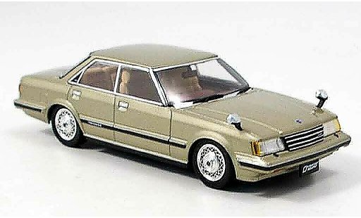 Toyota Chaser Avante Twincam 24 1/43 Aoshima beige 1982 coche miniatura