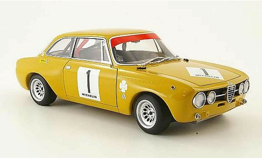 Alfa Romeo Giulia GT Am 1/18 Autoart no.1 jarama 1970 coche miniatura