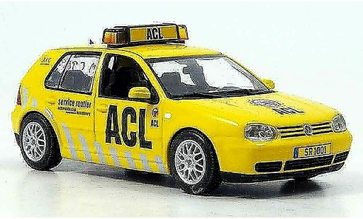 Volkswagen Golf Base 1/43 Minichamps acl automobile club luxemburg coche miniatura