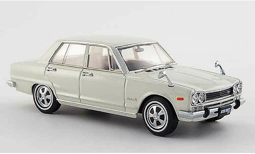 Nissan Skyline 2000 1/43 Ebbro GT (GC10) blanco 4 Turer 1968 coche miniatura