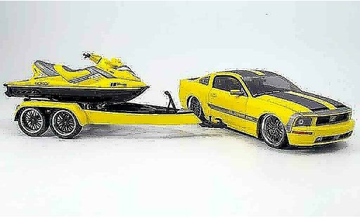 Ford Mustang Cesam 1/18 Norev or/gris + remorque avec jet-ski coche miniatura