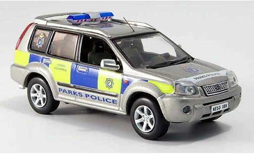 Nissan X Trail Base 1/43 J Collection Kensingotn Chelsea Park Police 2006 coche miniatura