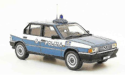 Alfa Romeo 33 1.3 1/43 Pego police 1983 coche miniatura