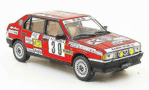 Alfa Romeo 33 rallye 1/43 Pego no.30 monte carlo 1986 coche miniatura