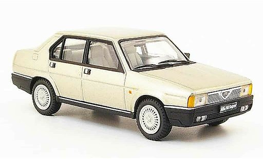 Alfa Romeo 90 super 1/43 Pego beige 1984 coche miniatura