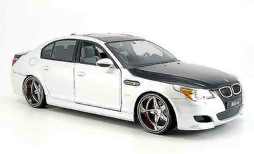 Bmw M5 tuning 1/18 Maisto E60 blanco/negro coche miniatura