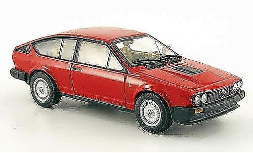Alfa Romeo Alfetta gtv 1/43 Minichamps V 2.5 v6 rojo 1983 coche miniatura