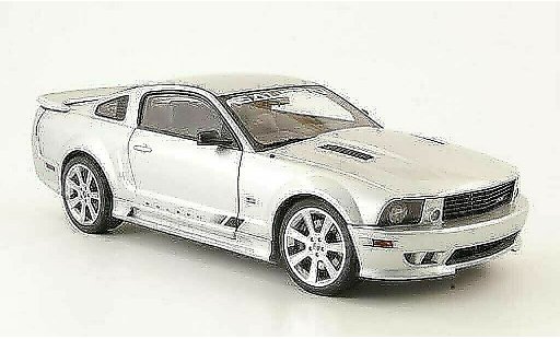 Saleen S281 Base 1/18 Autoart s281 gris metallized coche miniatura