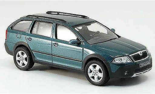 Skoda Octavia Combi 1/43 Abrex scout verde coche miniatura