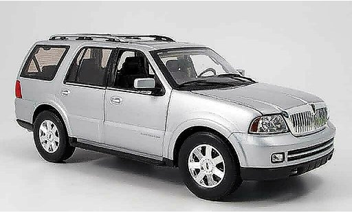 Lincoln Navigator Base 1/18 Welly gris 2005 coche miniatura