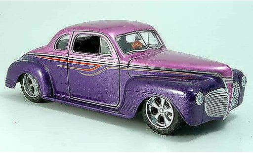 Plymouth Coupe Hot Rod 1/18 Yat Ming lila coche miniatura