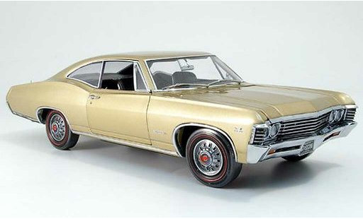Chevrolet Impala SS 1/18 Ertl 1967 or coche miniatura