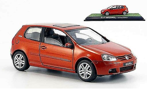 Volkswagen Golf Base 1/43 Schuco goal cobre coche miniatura