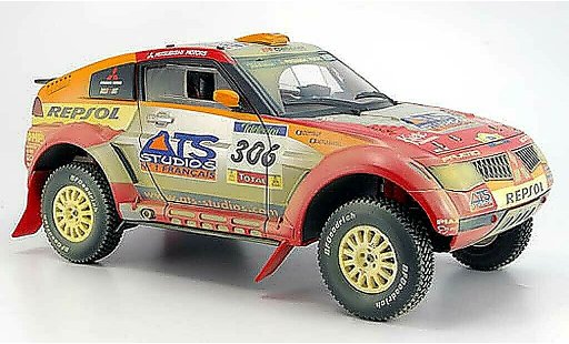 Mitsubishi Pajero Evolution 1/18 Solido mpr 11 con rallyespuren 2005 coche miniatura