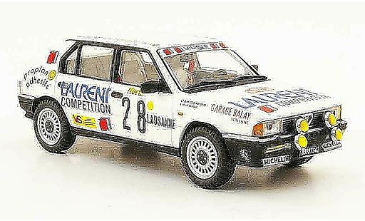 Alfa Romeo 33 rallye 1/43 Pego no.28 laurent monte carlo 1988 coche miniatura