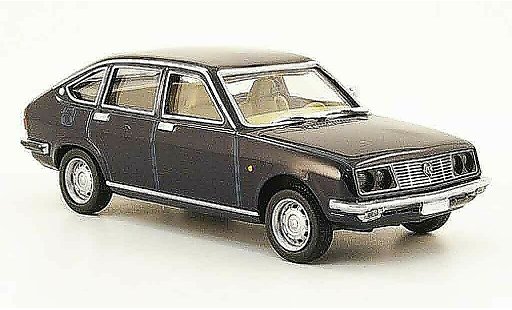 Lancia Beta berline 1/43 Pego azul coche miniatura