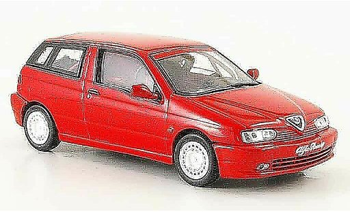 Alfa Romeo 145 berlina 1/43 Pego presentation blanco 1997 coche miniatura