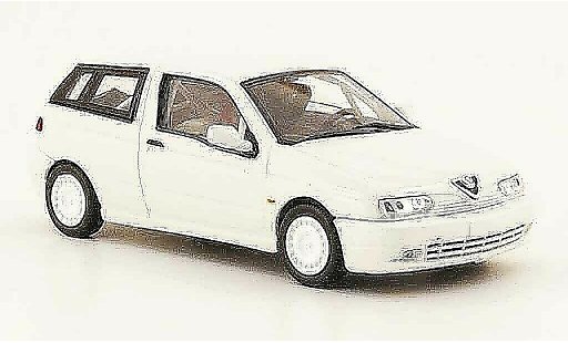 Alfa Romeo 145 berlina 1/43 Pego presentation blanco coche miniatura